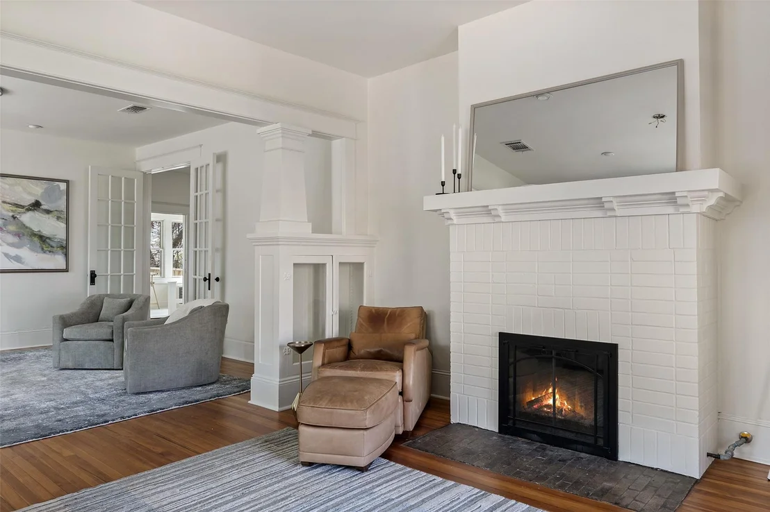 Photo of 613 Baylor ST