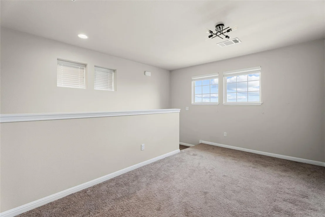 Photo of 237 Driftwood LN