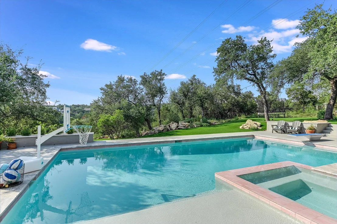 Photo of 700 Furlong DR