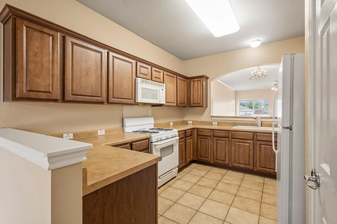 Photo of 248 Amber Oak DR