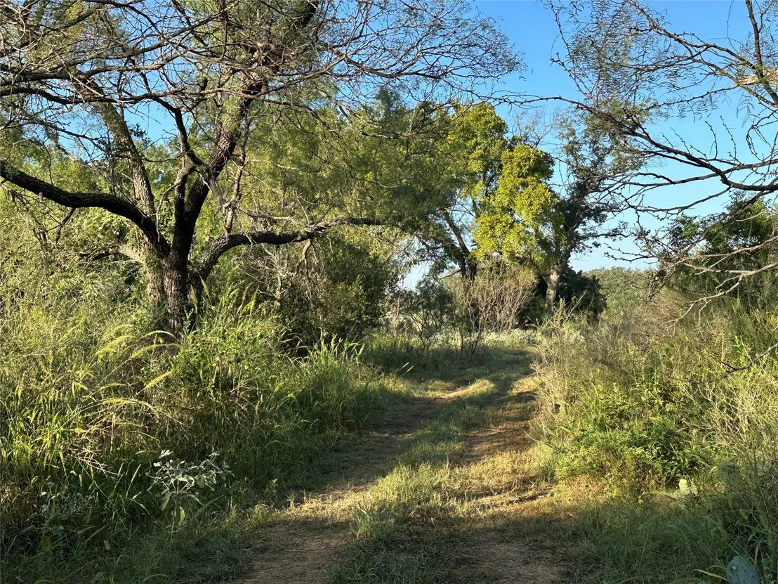 Photo of 2976 Lower Willow Creek RD