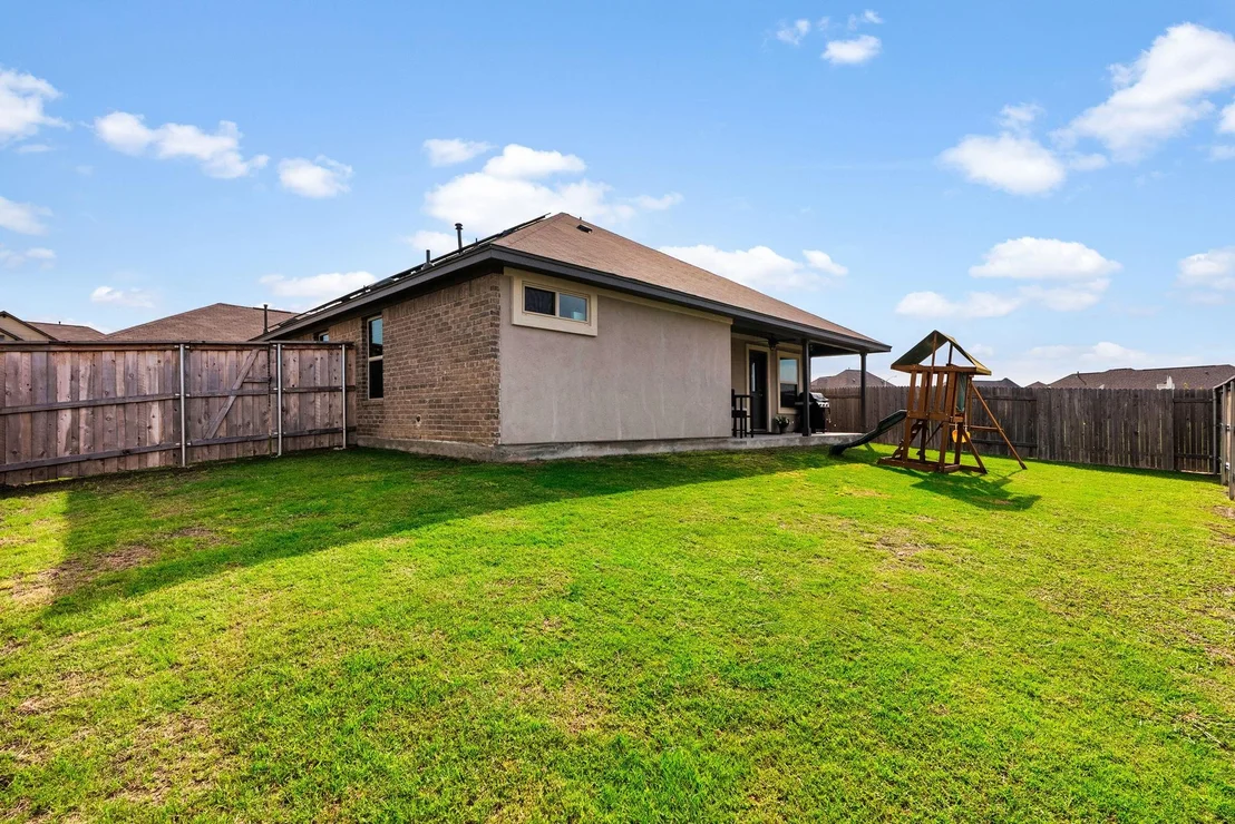 Photo of 143 Dogvane CIR
