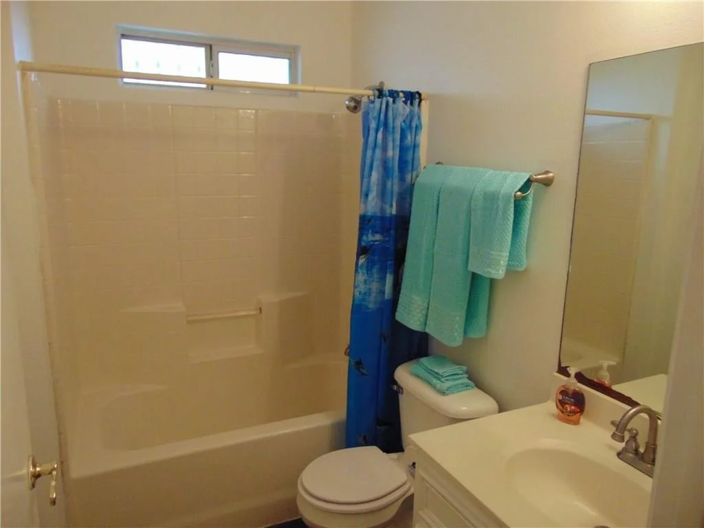 Photo of 6901 Blessing Ave