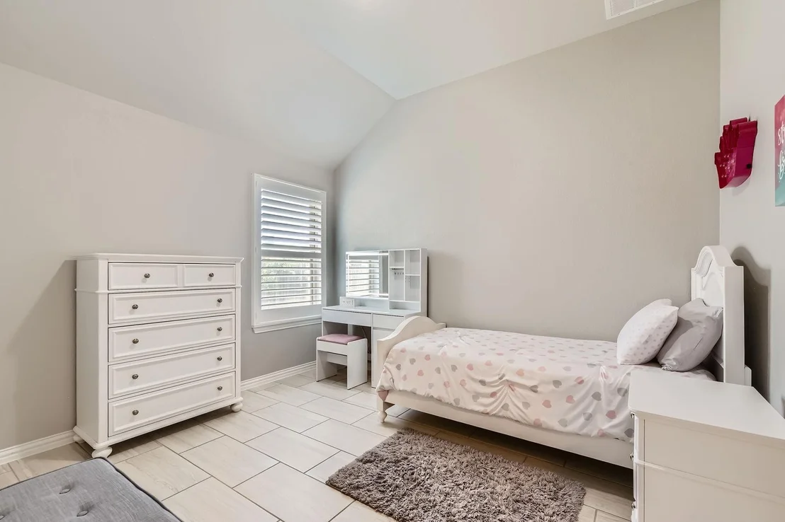 Photo of 421 Pendent DR