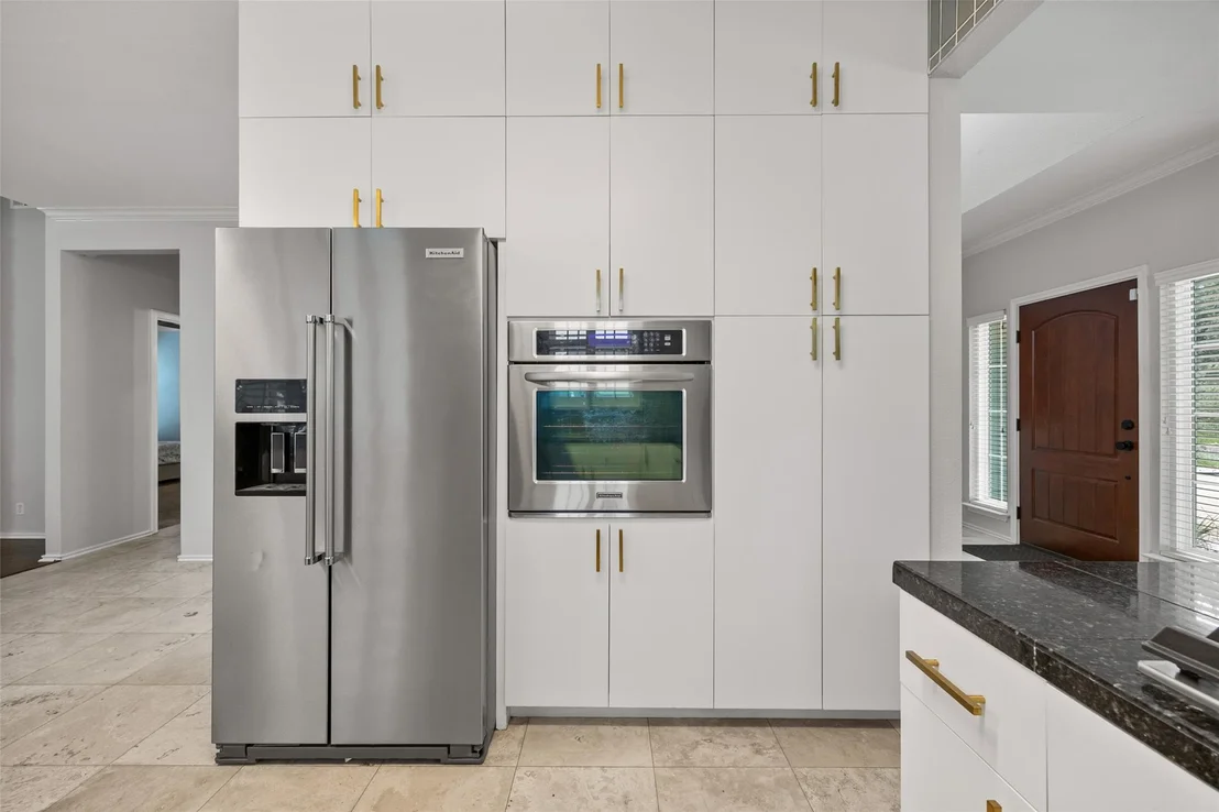 Photo of 8610 Axis DR