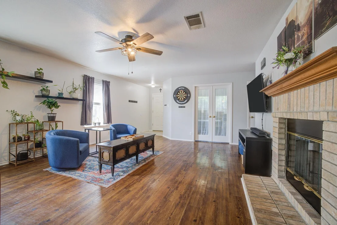 Photo of 202 McCarthur DR