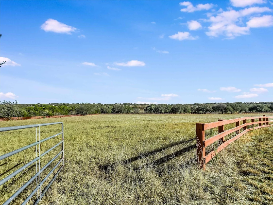 Photo of 25909 Hamilton Pool RD