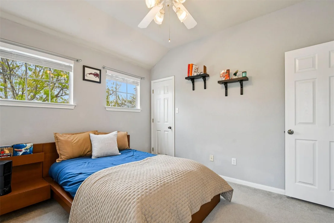 Photo of 410 Rosedale BLVD