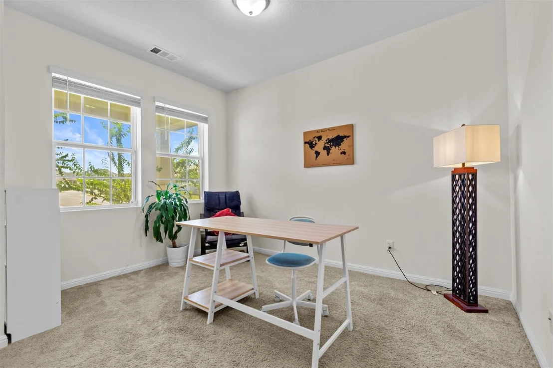 Photo of 405 Gaida LOOP