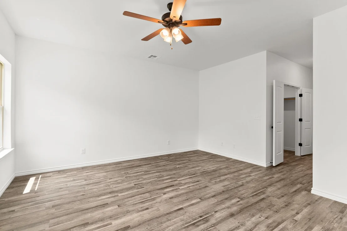 Photo of 828 Elijah LN
