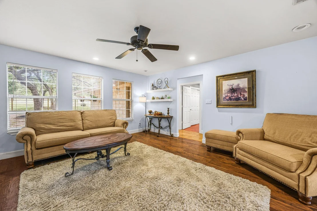 Photo of 2110 Spring Valley DR