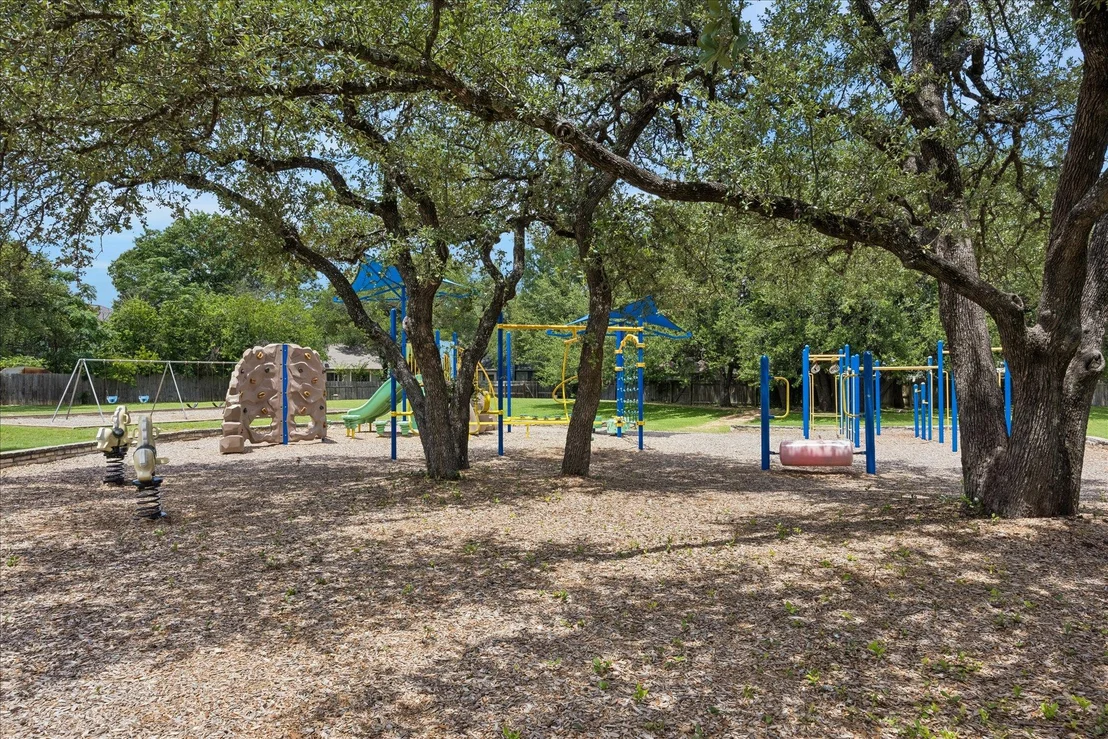 Photo of 1306 Shady Grove PATH