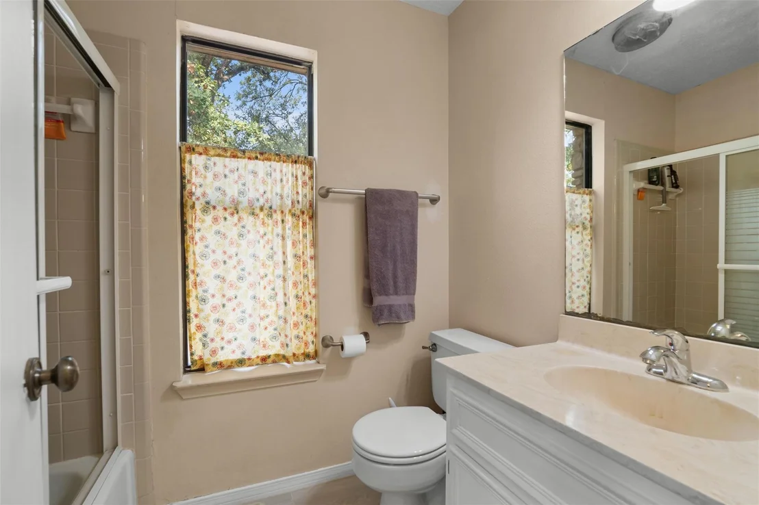 Photo of 312 Southcross RD