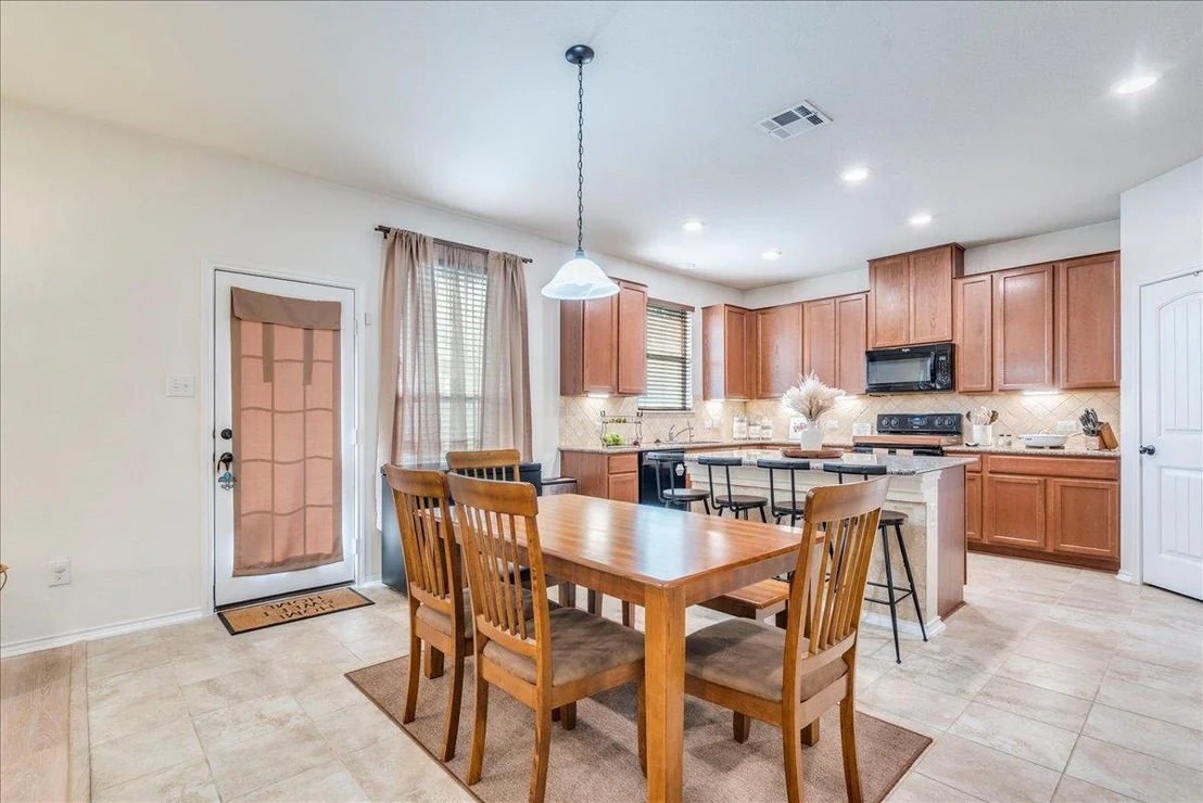 Photo of 1040 Verna Brooks WAY