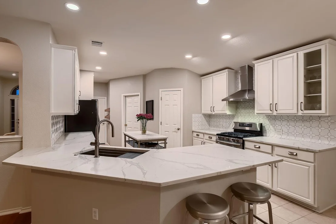 Photo of 2917 Perceval LN