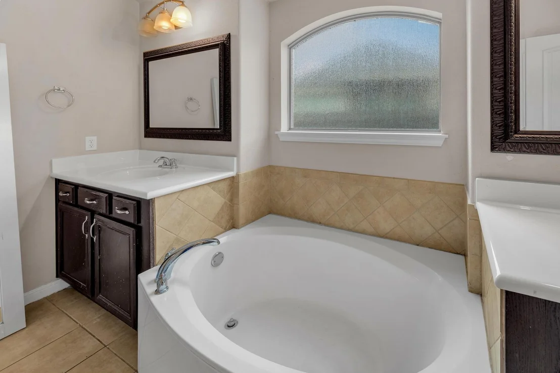 Photo of 20724 Mead BND