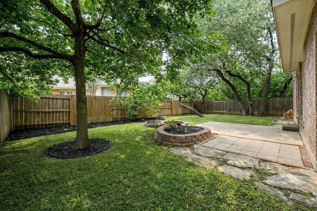 Photo of 6405 Salcon Cliff DR