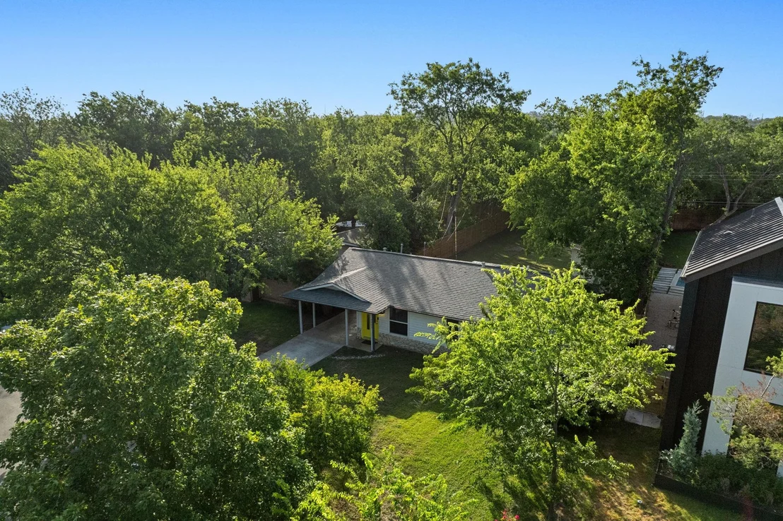 Photo of 3203 Dolphin DR