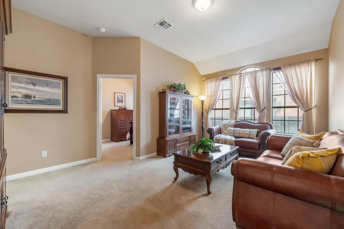 Photo of 15016 Thatcher DR