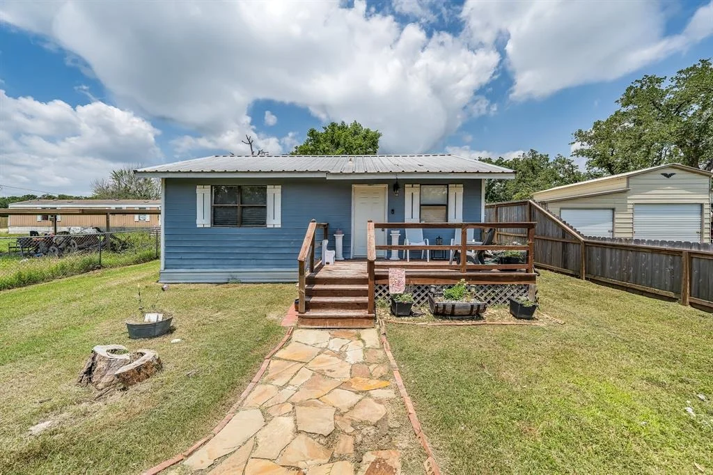Photo of 218 Moss Oak Street ST