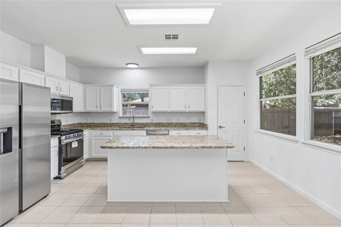 Photo of 4228 Columbine DR