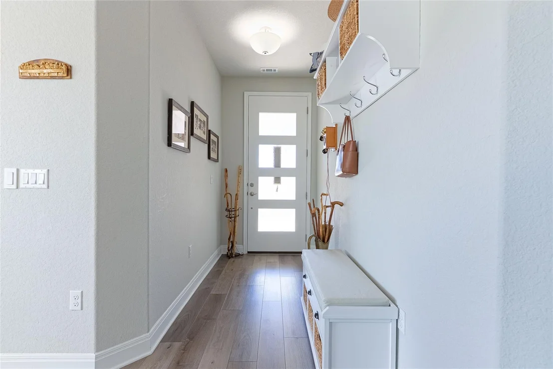 Photo of 3204 Burnside CIR