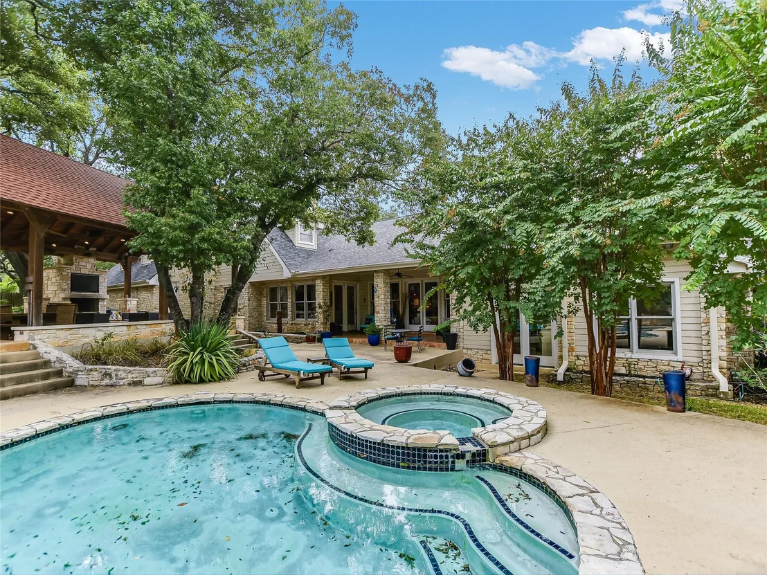 Photo of 4004 Shadow Oak LN