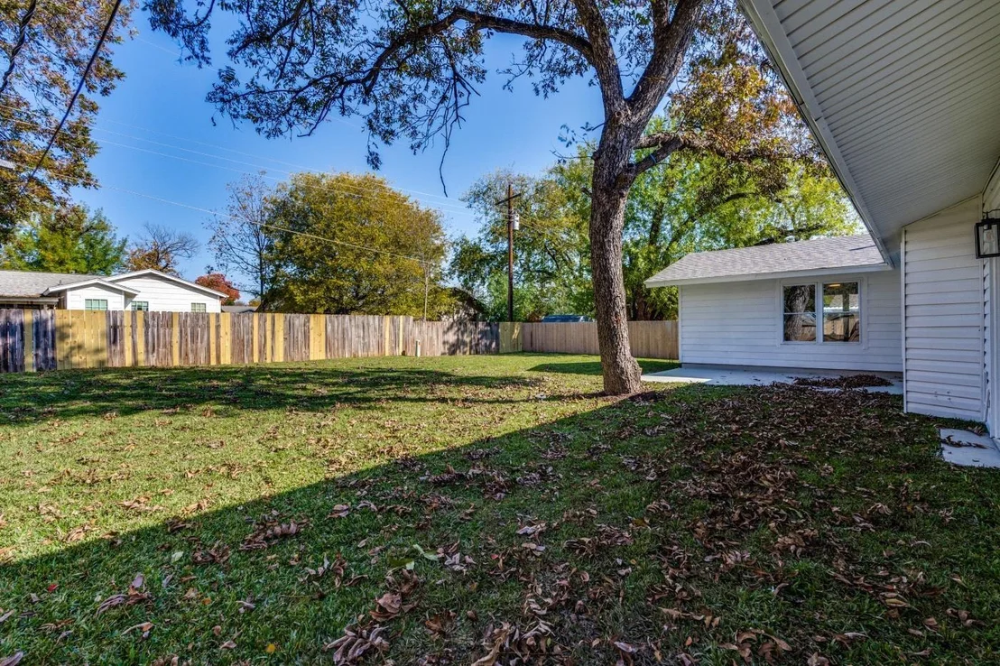Photo of 1002 Alden DR