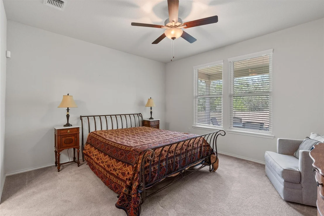 Photo of 502 Saratoga LN