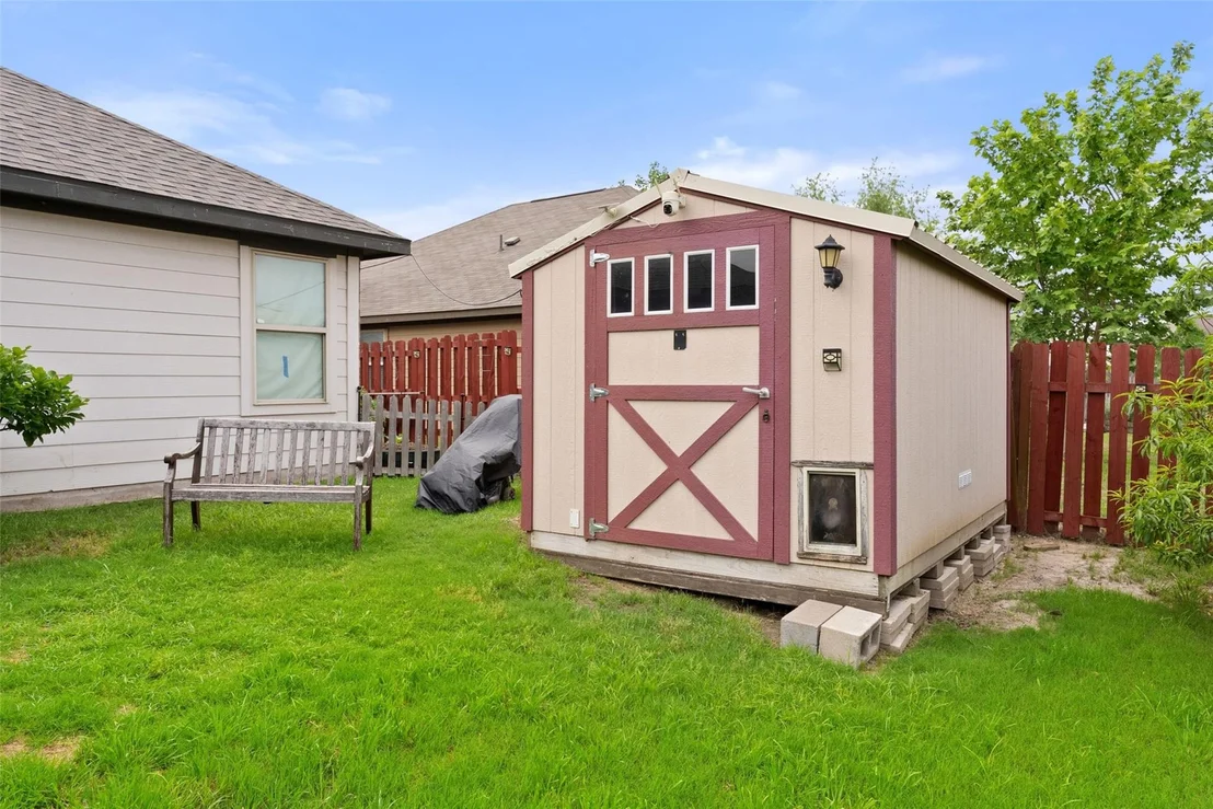 Photo of 5980 Heron DR