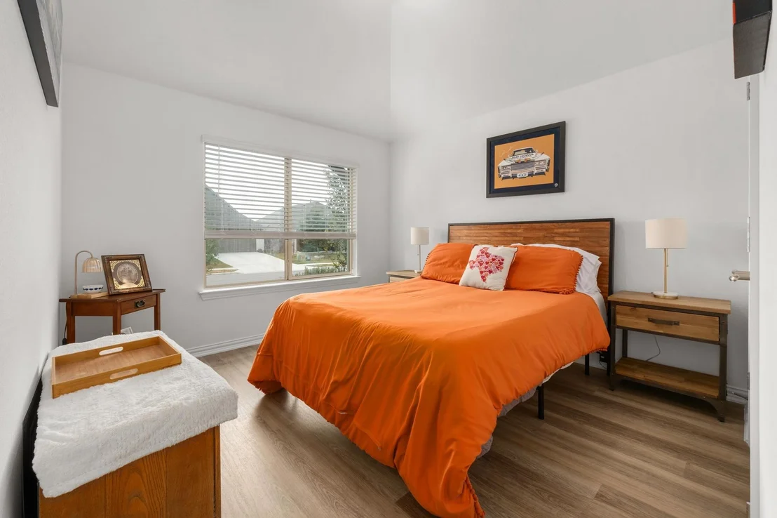 Photo of 221 Short Leaf DR