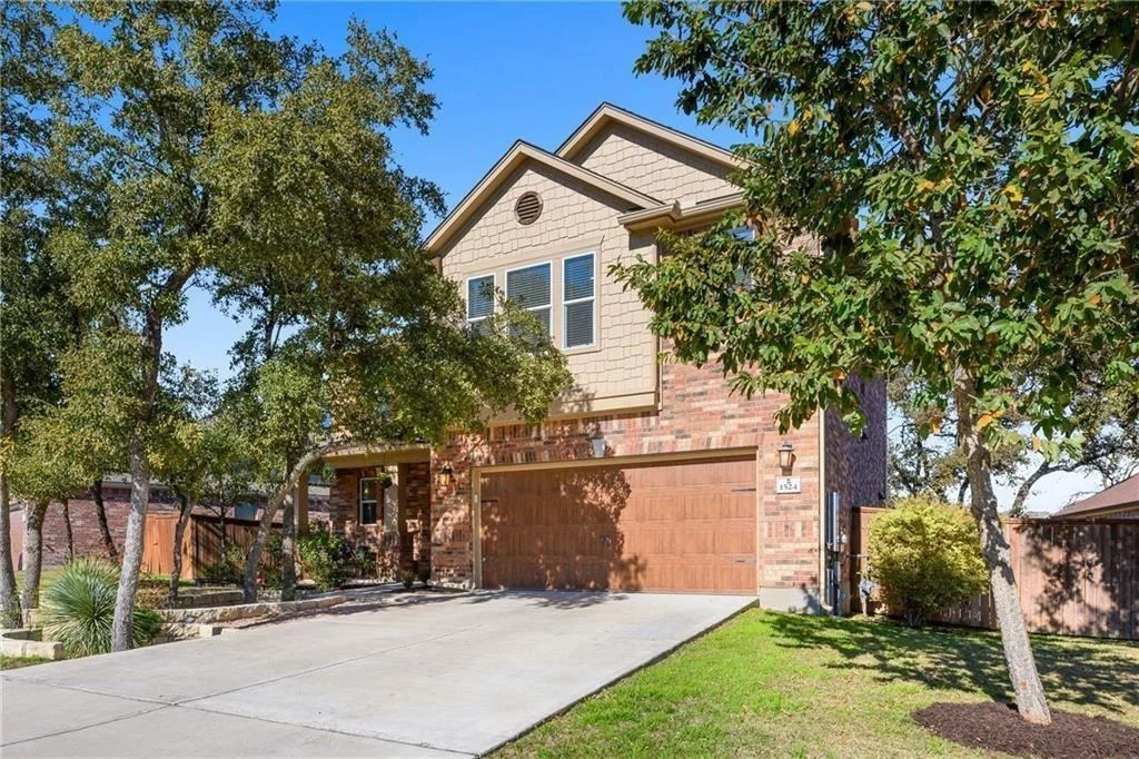 Photo of 1524 Uhland DR