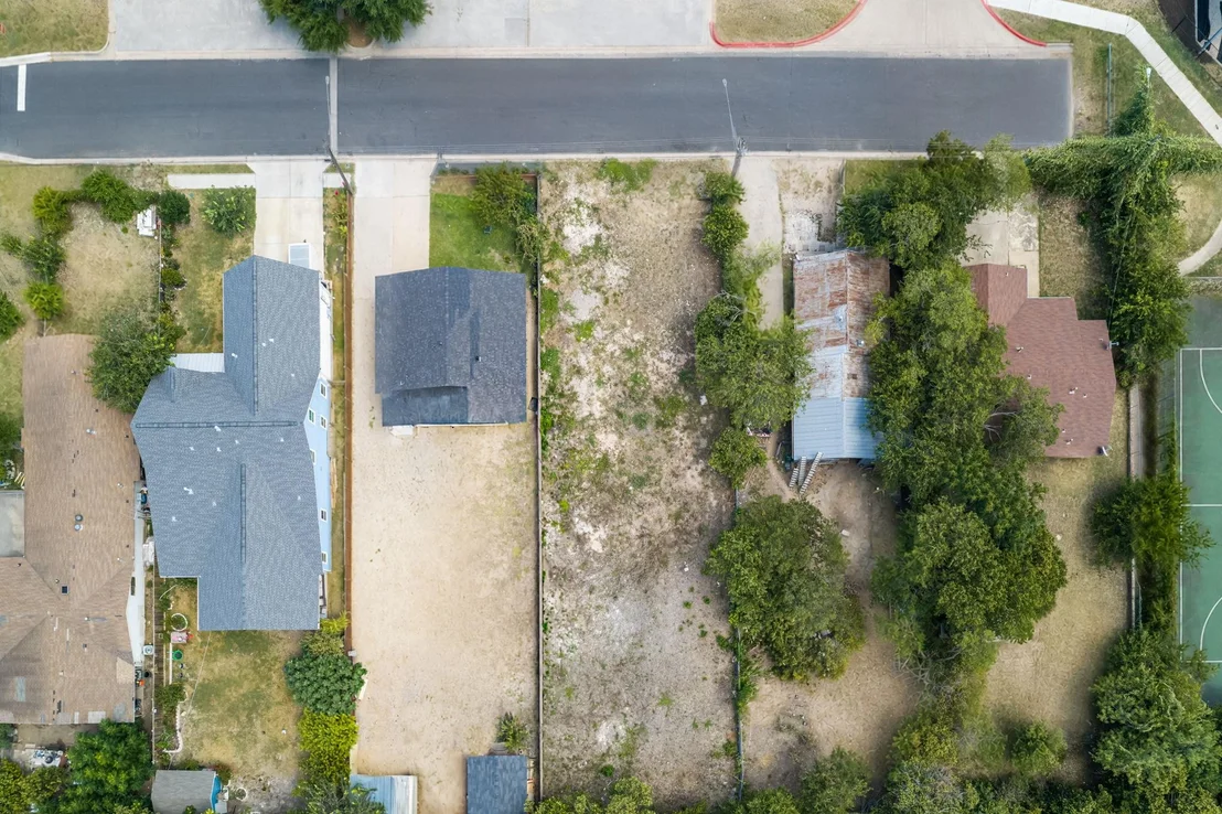 Photo of 7512 Providence Ave