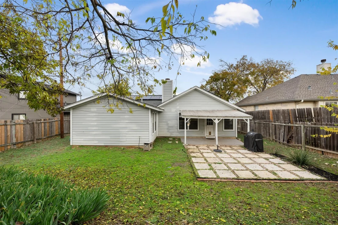 Photo of 711 Broken Bow DR
