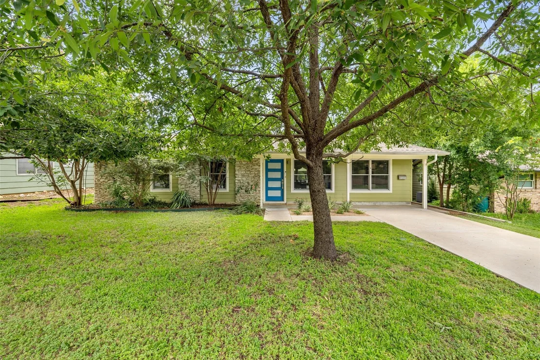 Photo of 2706 Nottingham LN