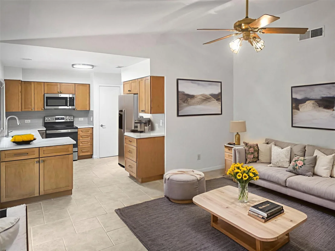 Photo of 11802 Highland Oaks TRL