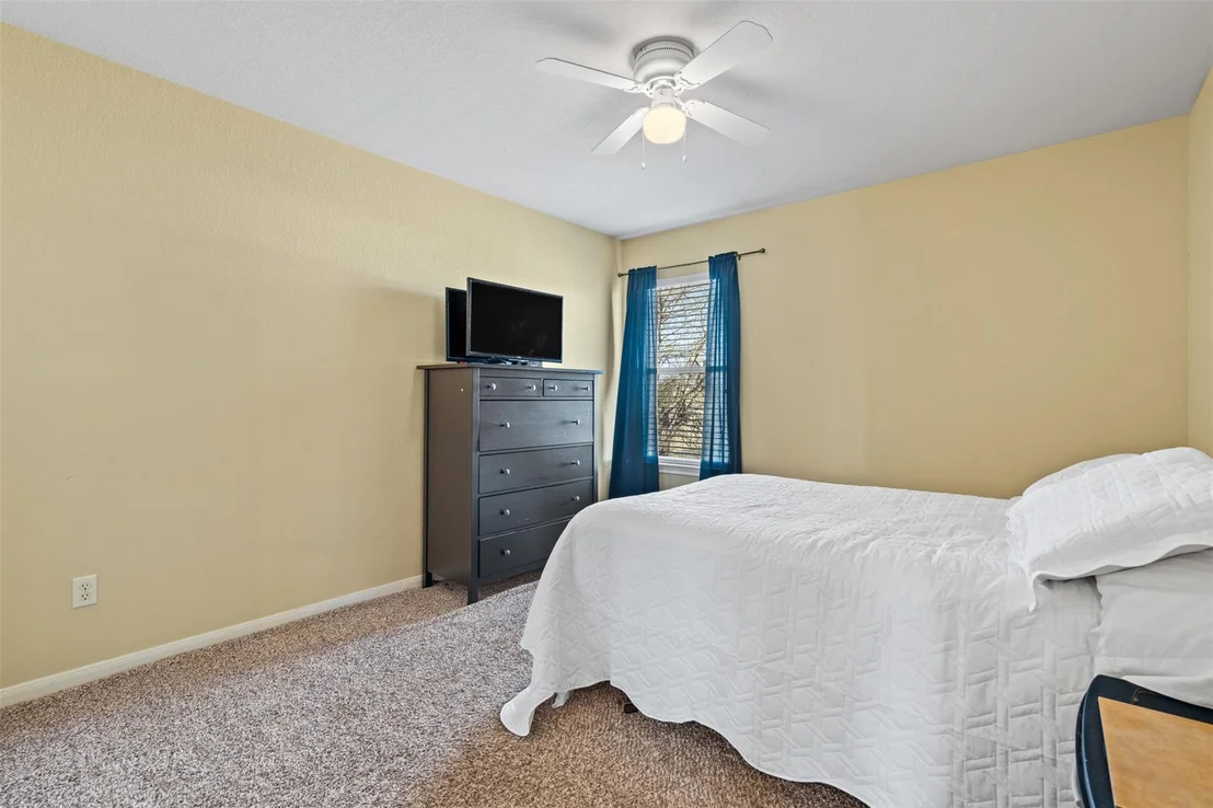 Photo of 4121 Meadow Bluff WAY