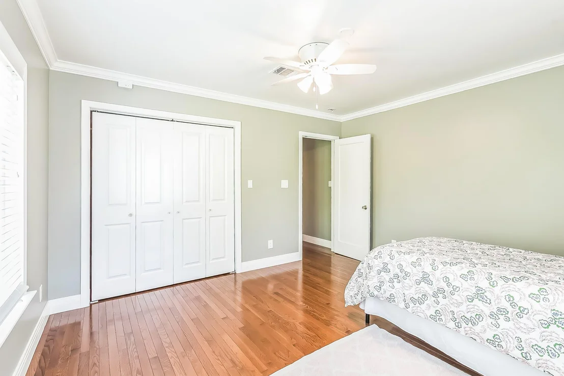 Photo of 1308 KINNEY Ave
