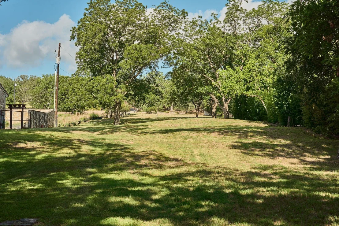 Photo of 2701 River Hills RD