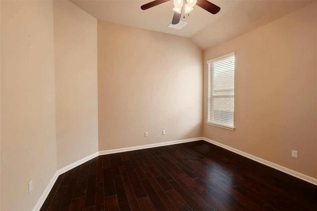 Photo of 2616 Hilltop Divide LN