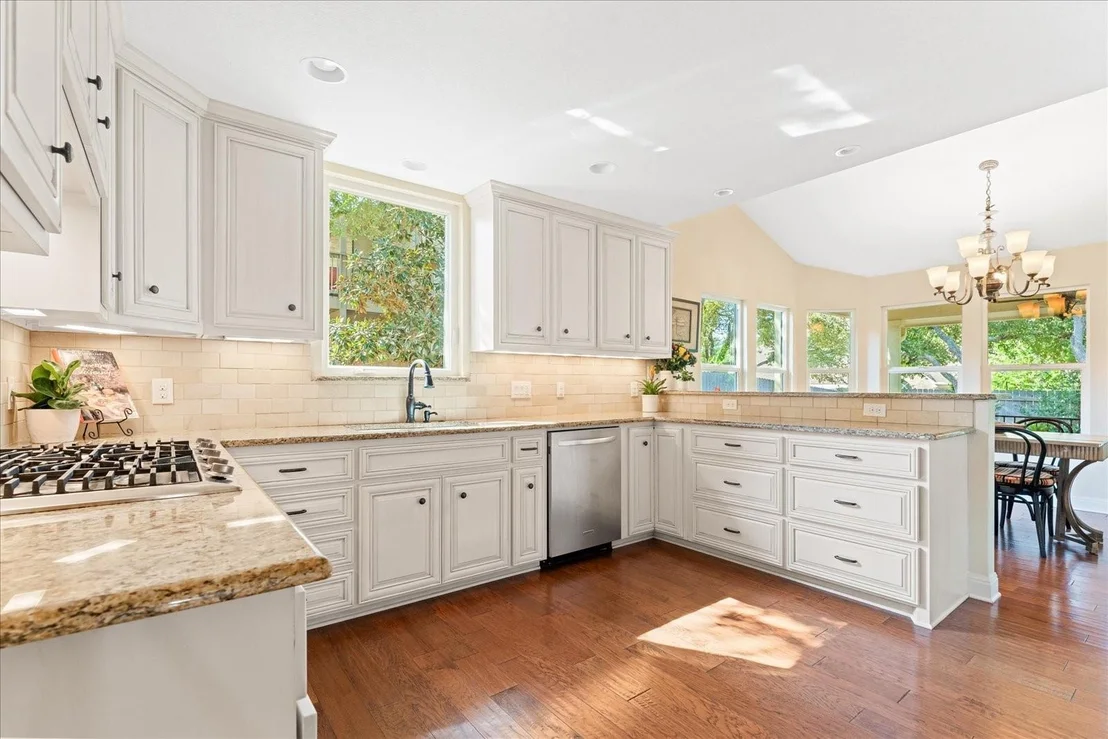 Photo of 10718 Pickfair DR