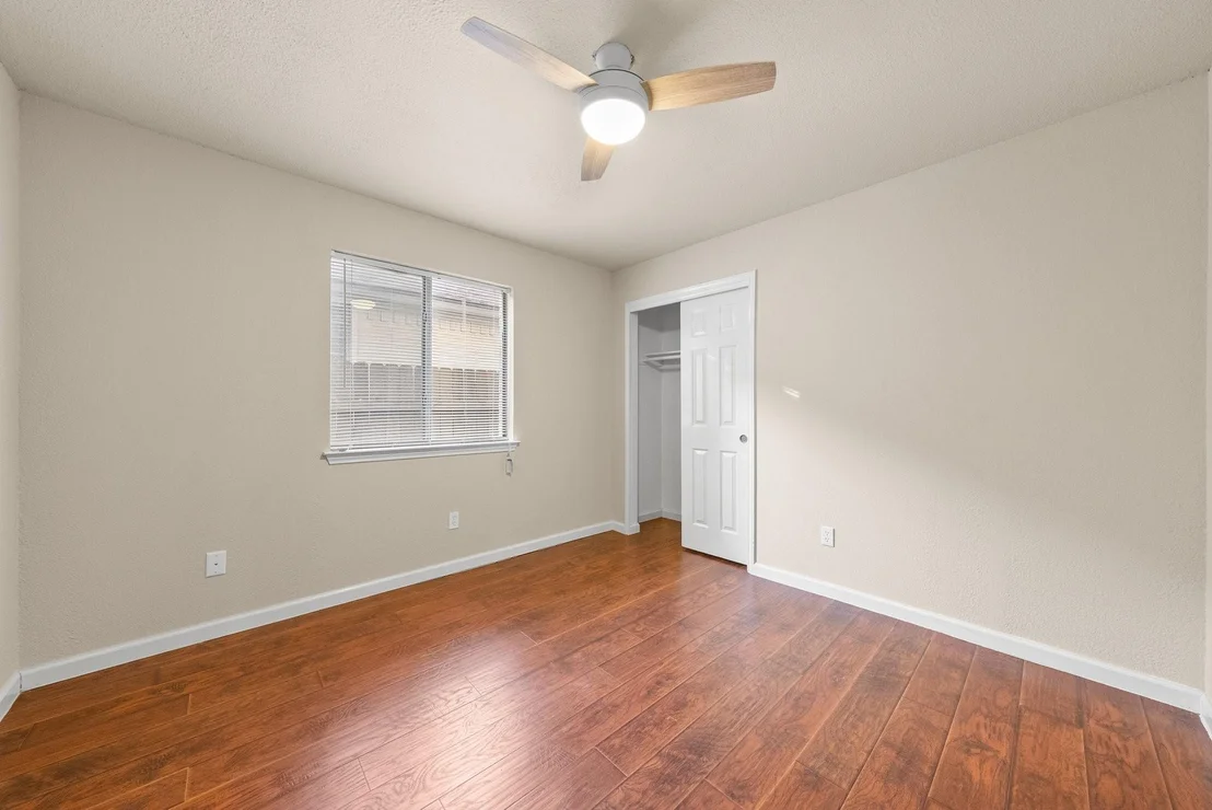Photo of 9326 Lightwood LOOP
