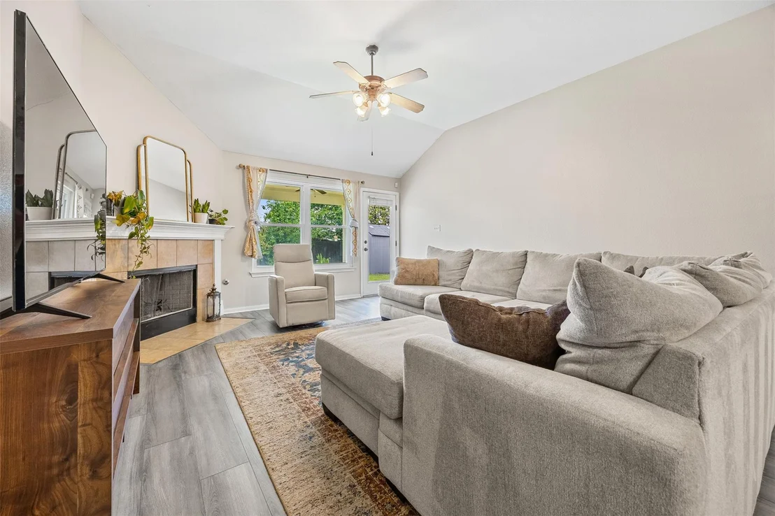 Photo of 11204 Silo Valley DR