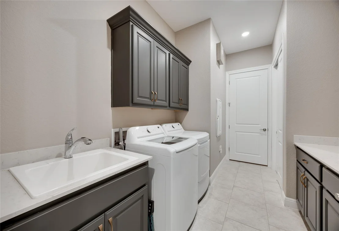 Photo of 102 Pointer LN