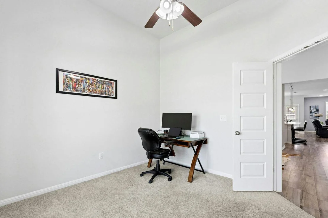 Photo of 242 Backstays LOOP