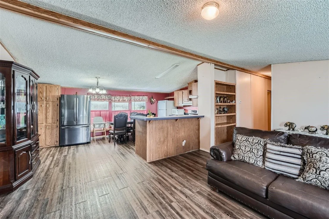 Photo of 23301 Alicia DR