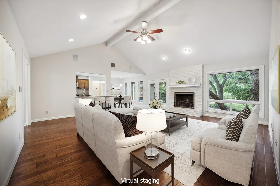 Photo of 1318 Lost Creek BLVD