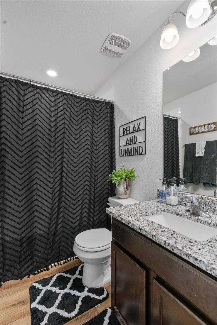 Photo of 125 Cinnamon LOOP
