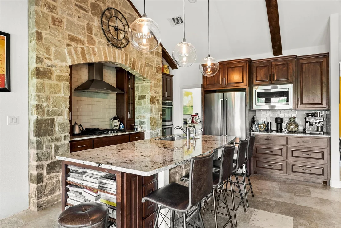 Photo of 23224 Nameless RD