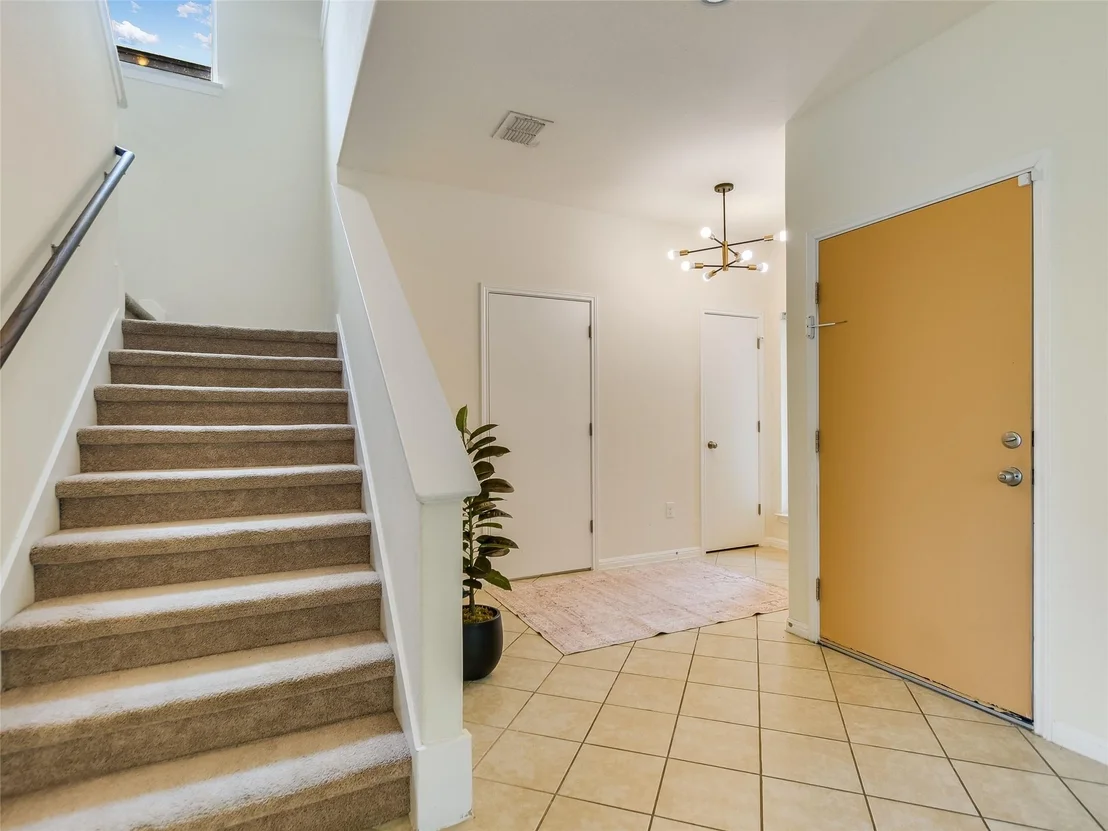 Photo of 300 Wapiti RD